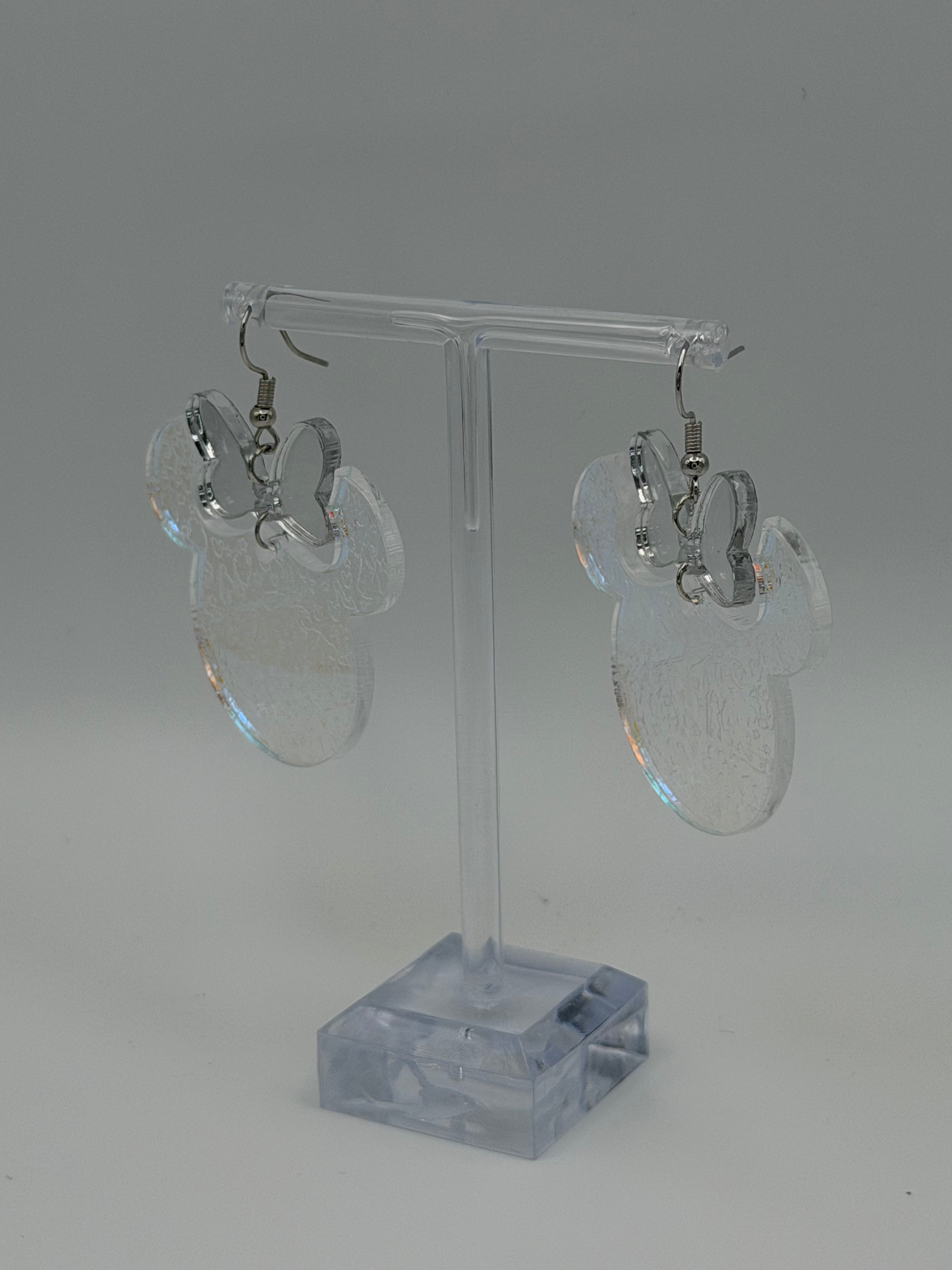 Magic Silhouette Emerald Two-Piece Articulated Dangle Earrings