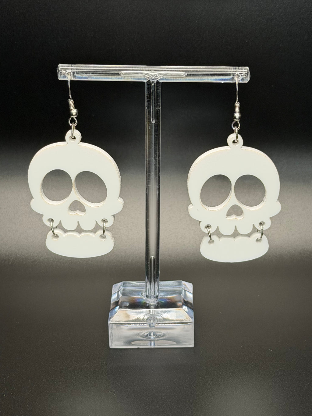 Spooky Skull Head Articulated Dangle Earrings — Halloween Edition