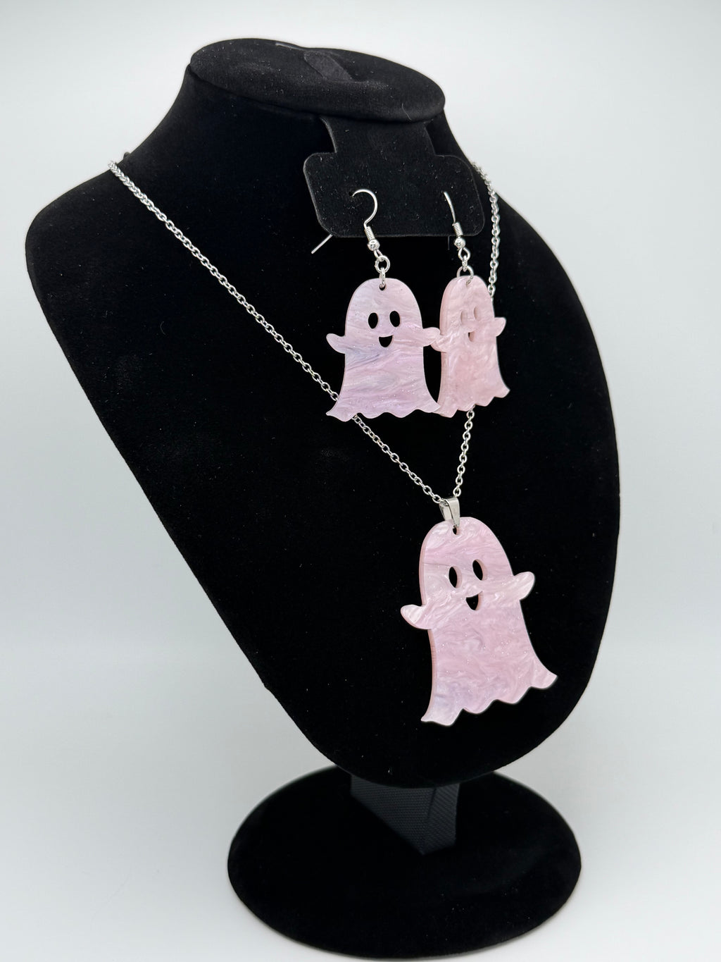 Boo Ghost Necklace & Earrings Jewelry Set — Pink Pearl Halloween Edition
