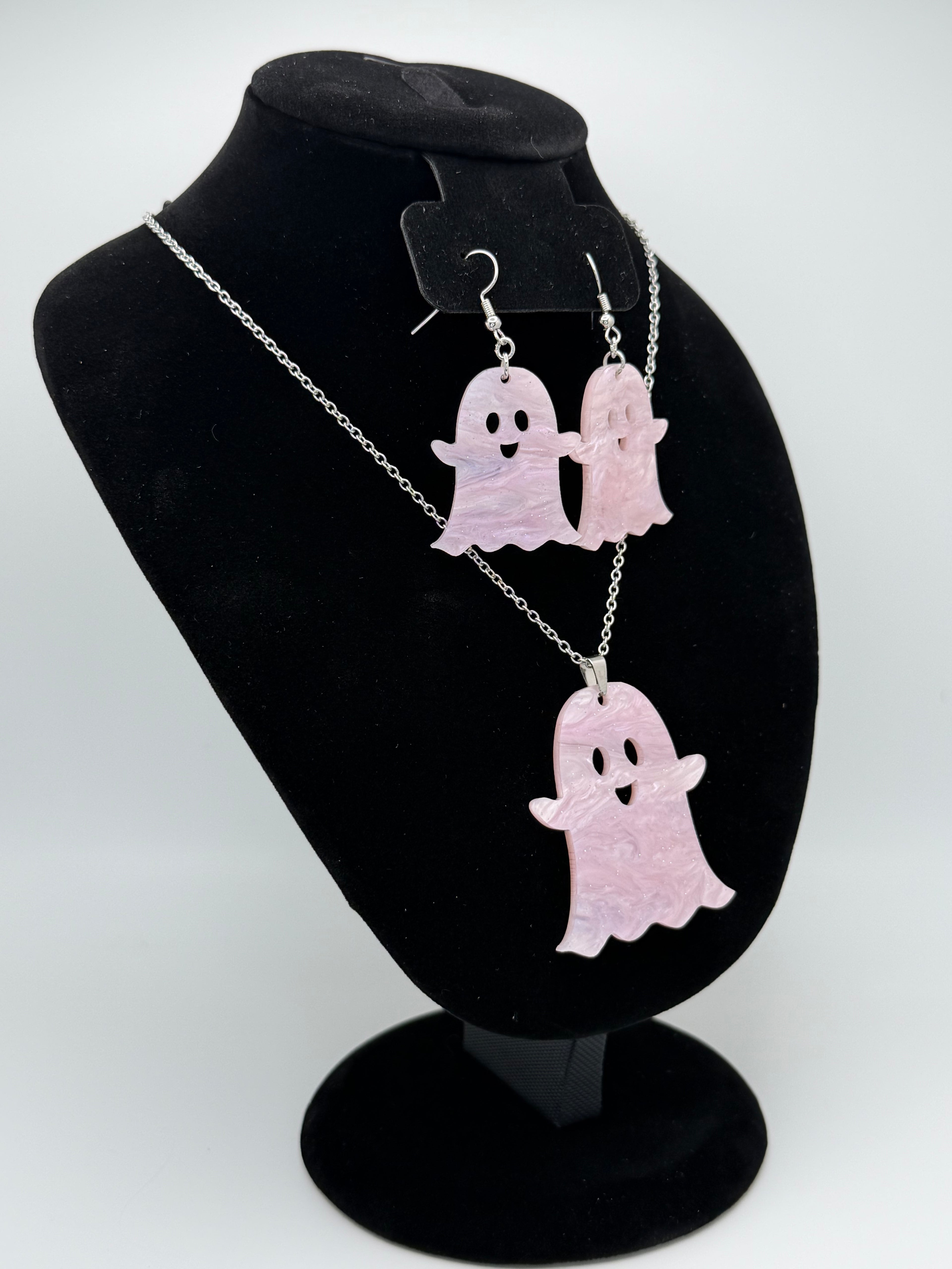 Boo Ghost Necklace & Earrings Jewelry Set — Pink Pearl Halloween Edition