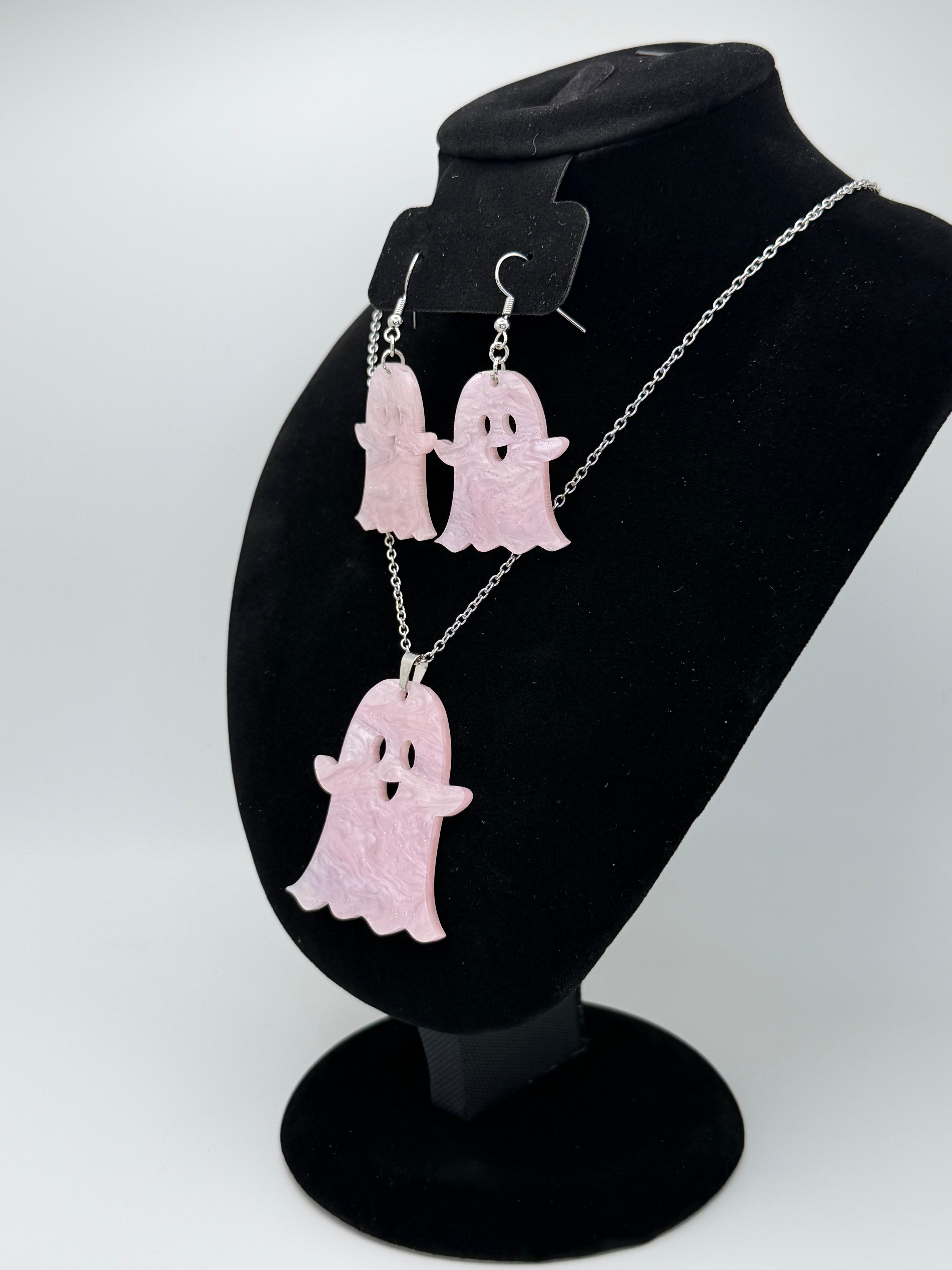 Boo Ghost Necklace & Earrings Jewelry Set — Pink Pearl Halloween Edition