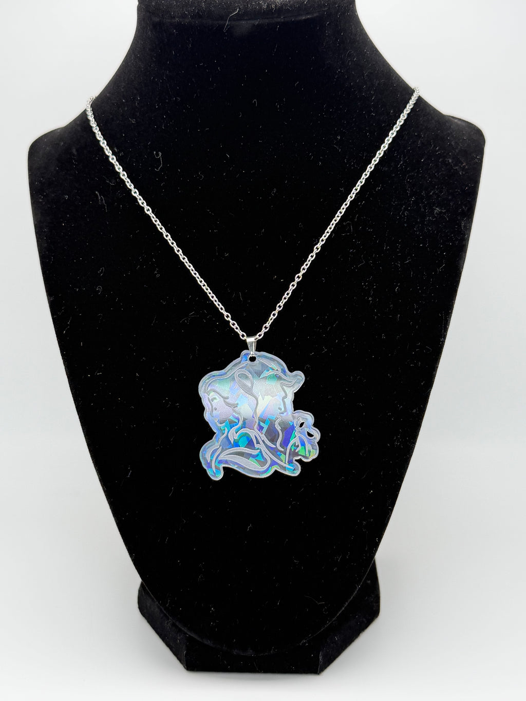 Enchanted Glass Princess Silver Cameo Pendant Necklace — Exclusive Edition
