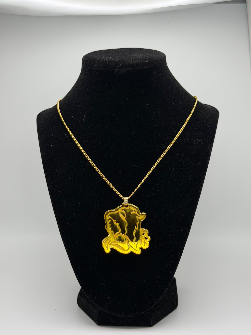 Enchanted Glass Princess Gold Cameo Pendant Necklace — Exclusive Edition