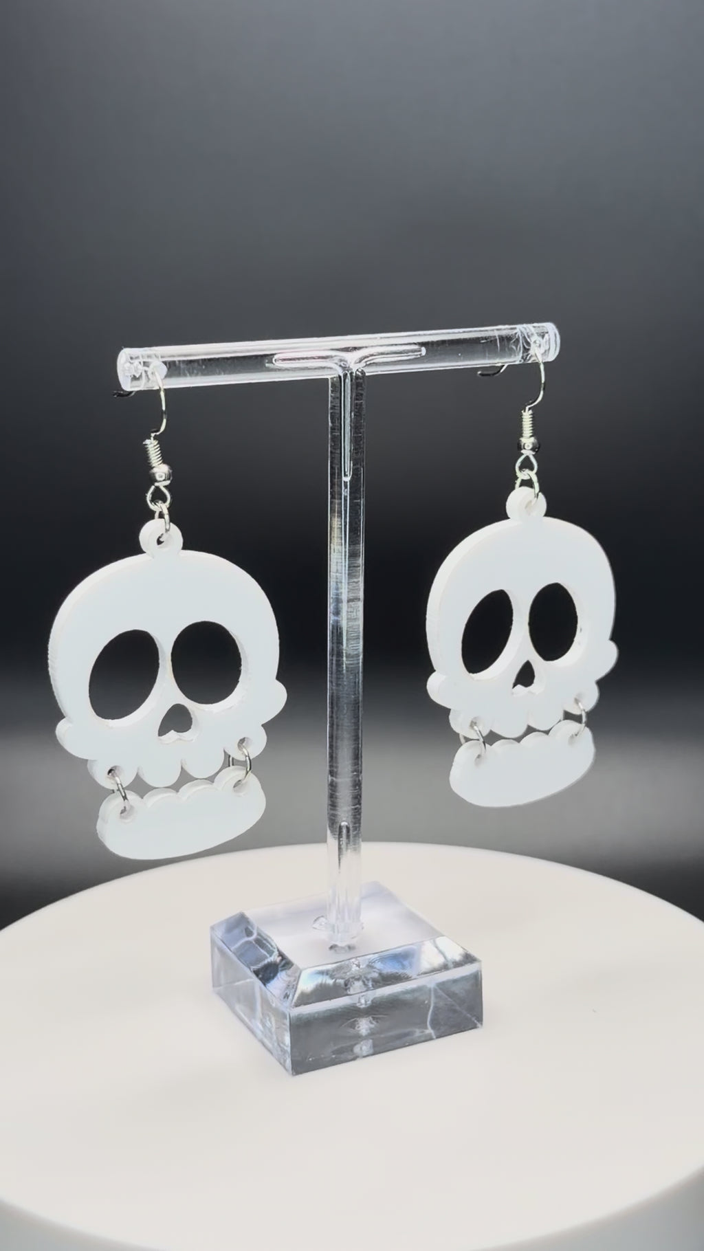 Spooky Skull Head Articulated Dangle Earrings — Halloween Edition